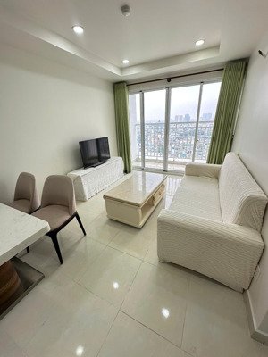 cho thuê nhanh căn hộ 2pn chung cư khuông việt phú trung, căn góc 70m2 lh: 