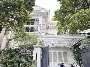 cho thuê biệt thự ciputra diện tích: 180m²