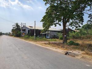 Cần tiền gấp: Bán đất mặt tiền đường Phú Thuận ( gần sân banh Phú Thuận) xã An Nhơn Tây, TP.HCM ( xã Phú Mỹ Hưng, Huyện Củ Chi cũ)