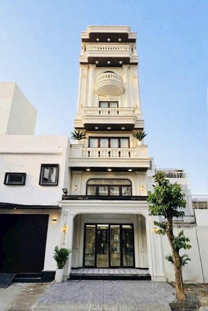 bán nhà mới cao cấp 178 đuờng số 1 chợ tân mỹ, sát phú mỹ hưng, 5.6x20m,5l,st,35ty