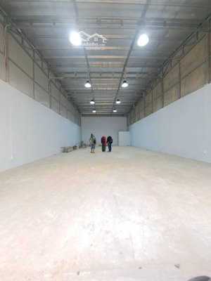 cho thuê kho xây mới 220m mã lò giá rẻ 20 triệu