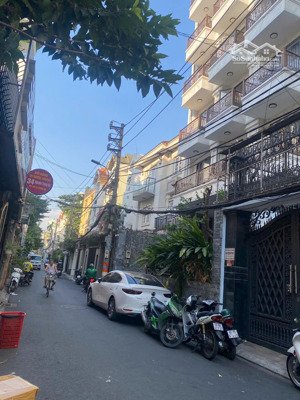 hiếm bán nhà mt khu vip sân bay ngay hậu giang,tân bình ngang giá 15 tỷ, 3 tầng, dt 4,75mx15m