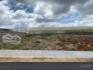 bán đất tại ngõ 5, đường vân nội, 25 triệu / m2, 80 m2, giá cực chất uy tín