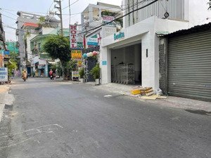 mặt tiền đường số 14, p8, 4x11m, trống suốt tiện kinh doanh buôn bán