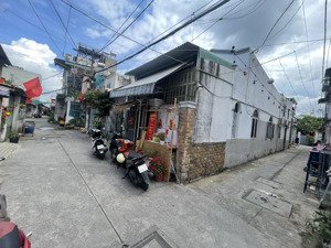 chủ ngộp cần ra gấp - nhà cấp 4 góc 2 mt - giá chỉ 4.85 tỷ! vị trí: đường nguyễn văn quá