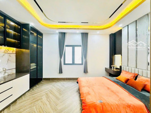 bán nhà mặt tiền kinh doanh đường trần phú phường 4 quận 5, dt: 4x21.5m, lửng 2 lầu st, giá 18 tỷ