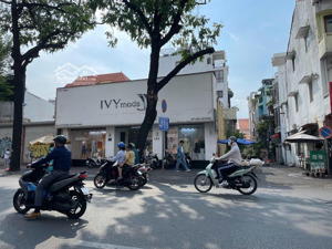 siêu vị trí!căn góc mặt tiền võ thị sáu q3 cực đẹp cần bán gấp!dt 12x28m