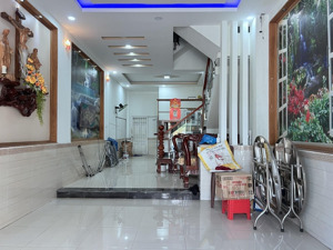 chính chủ gửi bán nhà phường tân bình- dĩ an - bình dương. tp. hcm diện tích: 65m ( 4,5m x 14,5m