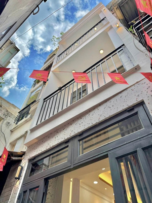 bán nhà gấp để xử lý công việc