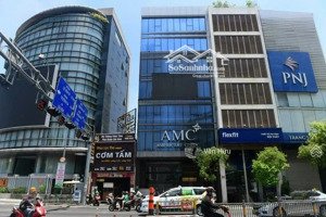 tòa nhà mt nguyễn văn trỗi, q. phú nhuận - dt: 10x30m - hầm 7 tầng - hđt: 500 triệu - giá: 145 tỷ