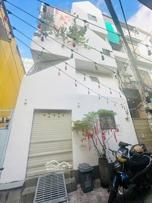 (6,8 tỷ tl) nhà 5 tầng đẹp tô hiến thành, thiết kế riêng biệt..!