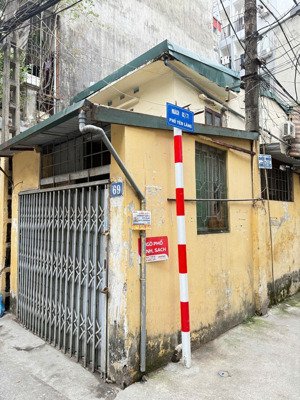 chính chủ cho thuê nhà riêng, full đồ, ban công thoáng mát tại phố yên lãng