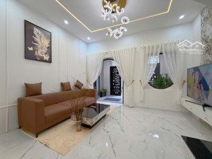 hạ 300 tr chỉ còn 4.2 đồng nhà 2 tầng thanh khê 30m ra điện biên phủdt: 56m².3pn ful nt