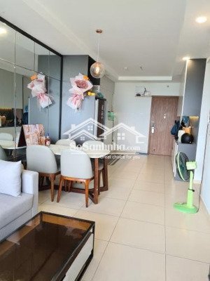 chính chủ gửi bán căn pega 1, quận 8, 2pn,2wc, full nội thất đẹp, sổ hồng, giá tốt nhất thị trường