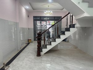 nhà mới ở ngay đường 49 hiệp bình chánh - 4.5x12 (54m2) - 3 tầng +st - shr. hoàn công - giá 6.25 tỷ