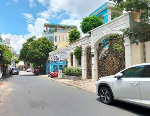 nhà đẹp 3 tầng btct khu biệt thự tân canh, nguyễn trọng tuyển - tặng full nội thất, vào ở ngay.