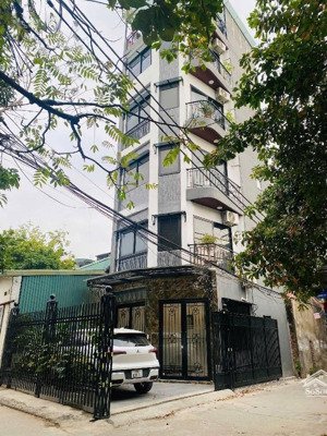 siêu phẩm đàm quang trung lô góc thang máy view aeon hiếm có khó tìm