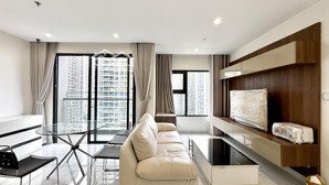 cho thuê căn 2pn+ căn góc full nội thất view ra vincom, quảng trường cực đẹp, nhà mới, hướng mát