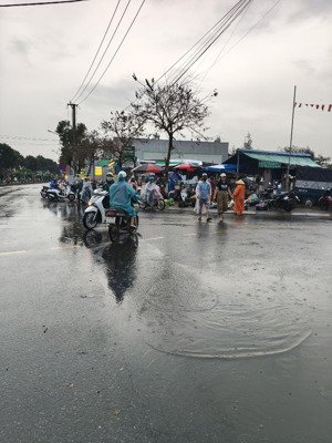 đất bê tông hà tây 2 gần trục chính trần phú