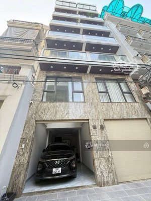 nhà tư đình long biên 7 tầng thang máy gara 2 ô tô đón đầu cầu trần hưng đạo