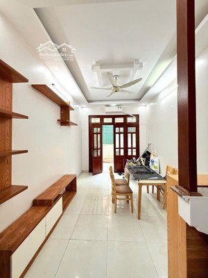 nhà riêng doãn kế thiện, cầu giấy, 5 tầng, 30m2, 4pn, 4wc, full nội thất mới, tài chính nhỉnh 9 tỷ