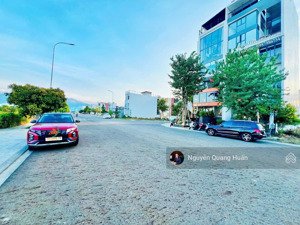 cho thuê shophouse 3 tầng 150m2 ngang 7,5m mặt tiền đường 27m gói 7 mỹ gia nha trang giá tốt.