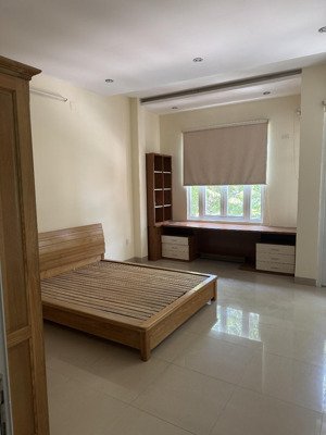 25tr/400m2.cho thuê nhà 3 tấm, đường lê vắn hiến,sát cầu tiên sơn, đ nẵng