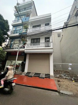 cho thuê nhà mới kđt văn khê thông sàn thang máy chỉ 14tr 