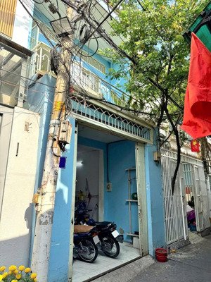 giáp tân phú 66m (4x16.5) 2 tầng hẻm 4m chỉ 4.85 tỷ ô tô gần nhà