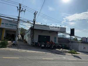 lô đất sẵn 2 nhà cho thuê, mặt tiền đường nguyễn xiển nha trang ( thu nhập 26tr/tháng)