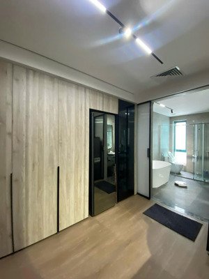 lk trục chính galaxy vạn phúc - hà đông/dt: 100m, mt 5.2, 6 tầng, nhà hoàn thiện cực đẹp, thang máy