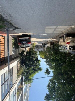 nhà phố việt hưng 6 tầng thang máy ngõ thông ô tô 7 chỗ , gara ô tô