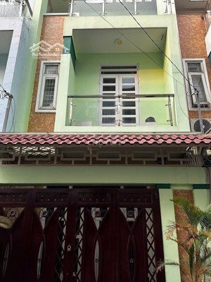 cho thuê nhà đẹp kdc vạn xuân đường số 7 tam bình 3pn 3wc, đường xe tải rộng, có máy lạnh,