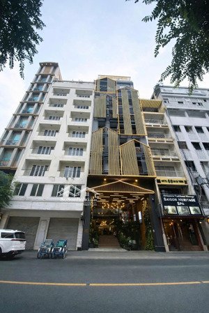 bán nhà mặt tiền ngay ngã 6 nguyễn tri phương q10 - (7x15m) - hầm, 6 tầng - hđt: 250tr/th - 50 tỷ