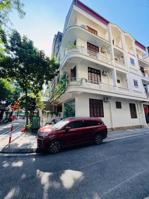 cho thuê nhà liền kề kđt định công. lô góc 2 thoáng, ô tô đỗ ngày đêm 50m2x5t