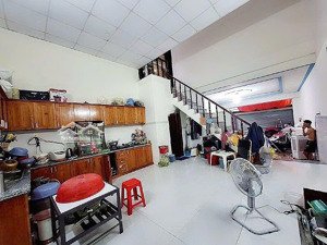 bán gấp nhà 2 tầng 50m chỉ 6 tỷ , hxh 4 chỗ phường tam bình, thủ đức