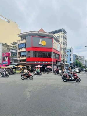 bán tòa nhà góc 2mt đường 3 tháng 2 - 15 x 33m - hầm + 3 lầu - hđt: 500 triệu/tháng - giá: 140 tỷ