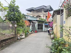 Chính chủ cần bán gấp mảnh đất thổ cư đường ô tô đỗ cửa tại trung tâm thôn Thuận Tốn, Đa Tốn, Gia Lâm