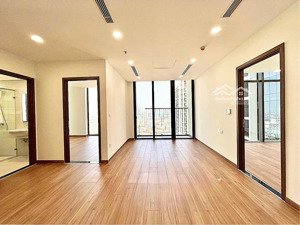 cho thuê ecogreen q7-2pn-2wc-nội thất cơ bản-căn góc-phòng ngủ view 2 mặt kính-layout khó tìm-14tr5