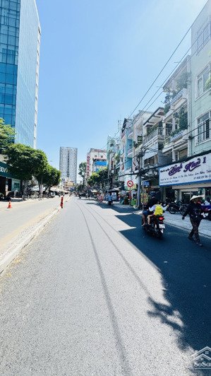 bán nhà mặt tiền đường lê quốc hưng 5 tầng quận 4