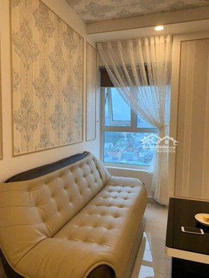 siêu hot tại chcc đẳng cấp terra royal cho thuê 2pn. lh em: call/zalo