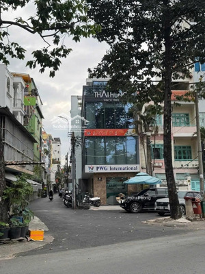 đi định cư - góc 2 mặt tiền hoàng sa, quận 1 - dt: 7x25m - 4 tầng - hđt: 280 triệu - giá : 50 tỷ