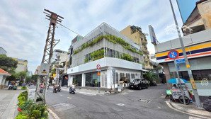 siêu phẩm kín - góc 2 mt đồng đen, q. tân bình - dt: 9x16m - 3 tầng - hđt: 180 triệu - giá: 37 tỷ