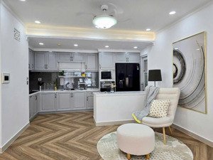 bán gấp căn hộ cao cấp scenic valley 1, dt 110m2, 3pn 2wc giá 9,3tỷ, lh: em hào