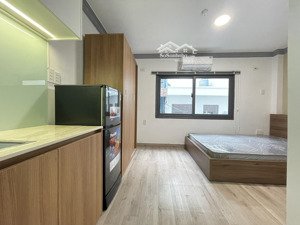 cho thuê chdv phú nhuận - gần phan xích long - nội thất mới 100%