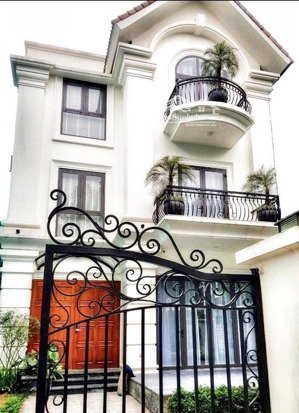 bán gấp biệt thự đơn lập 375m2 ngã ba sông vinhomes riverside, giá thỏa thuận 12m mặt tiền