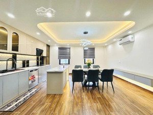 đẹp cực! pháo đài láng,2 thoáng, ngõ thông,cách ô tô 35 m,gần phố,dân xây kiên cố,ở ngay, 42m2*5t