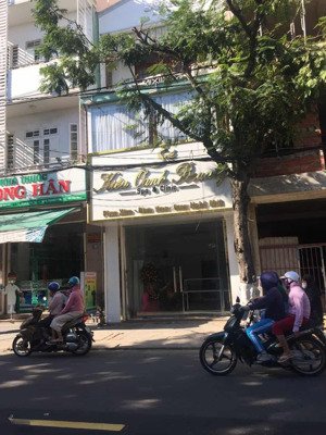 bán nhà 3 tầng mặt tiền 130 lý tự trọng đà nẵng