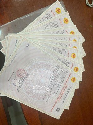 bán đất mặt tiền đường xóm rạch, dt 5 x 22m giá 1 tỷ 350tr. sh thổ cư 100%. cách chợ thạnh phú 4km