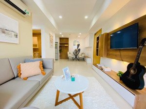 cho thuê căn hộ sky center phổ quang, 3 phòng ngủ 100m2 giá 19tr/tháng